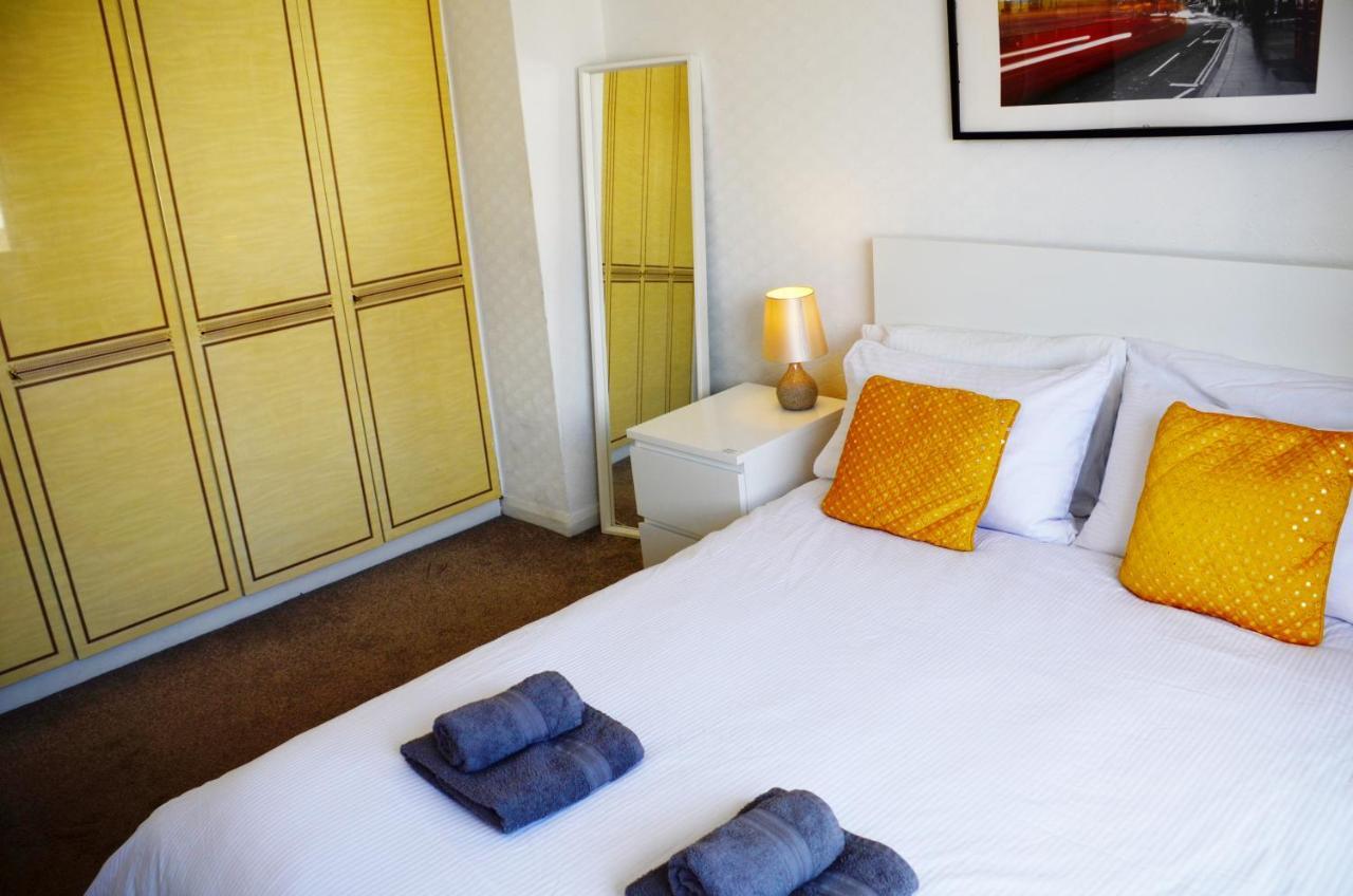 33Sm Dreams Unlimited Serviced Accommodation- Staines - Heathrow Stanwell Exteriér fotografie