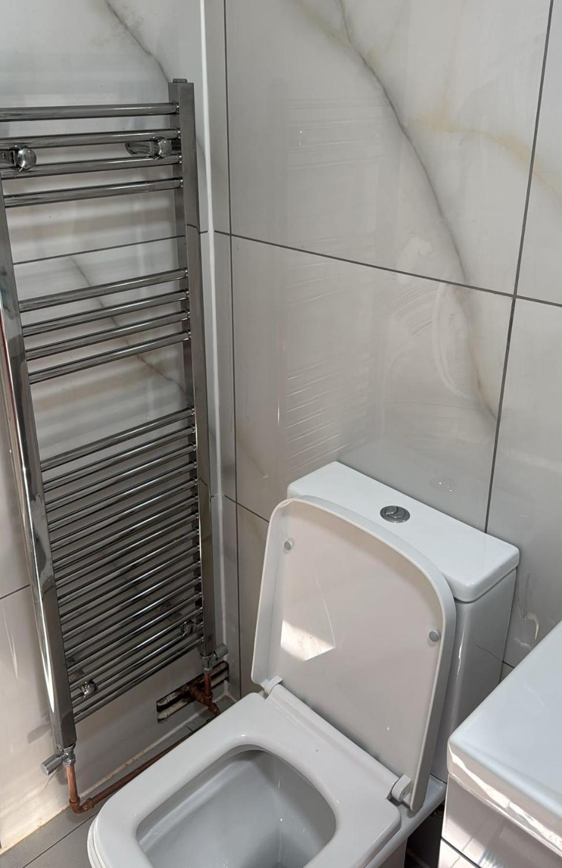 33Sm Dreams Unlimited Serviced Accommodation- Staines - Heathrow Stanwell Exteriér fotografie